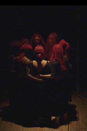 Gazelle Twin & NYX: Deep England، فيلم أداء